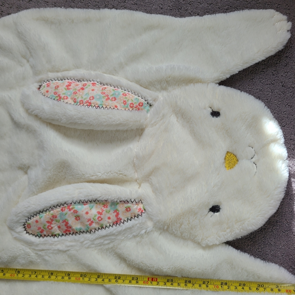Cute Bunny Area Rug - Picture 2 of 5